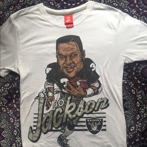 Raiders Bo Jackson tee!